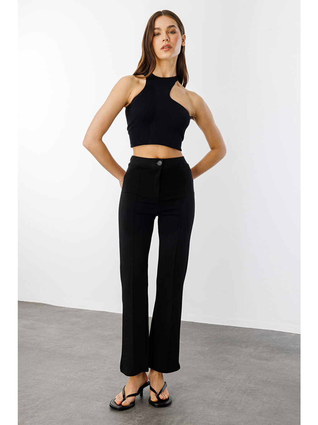 Siyah Kadın Yüksek Bel Toparlayıcı Ispanyol Paça Palazzo Pantolon PANTOLON-003