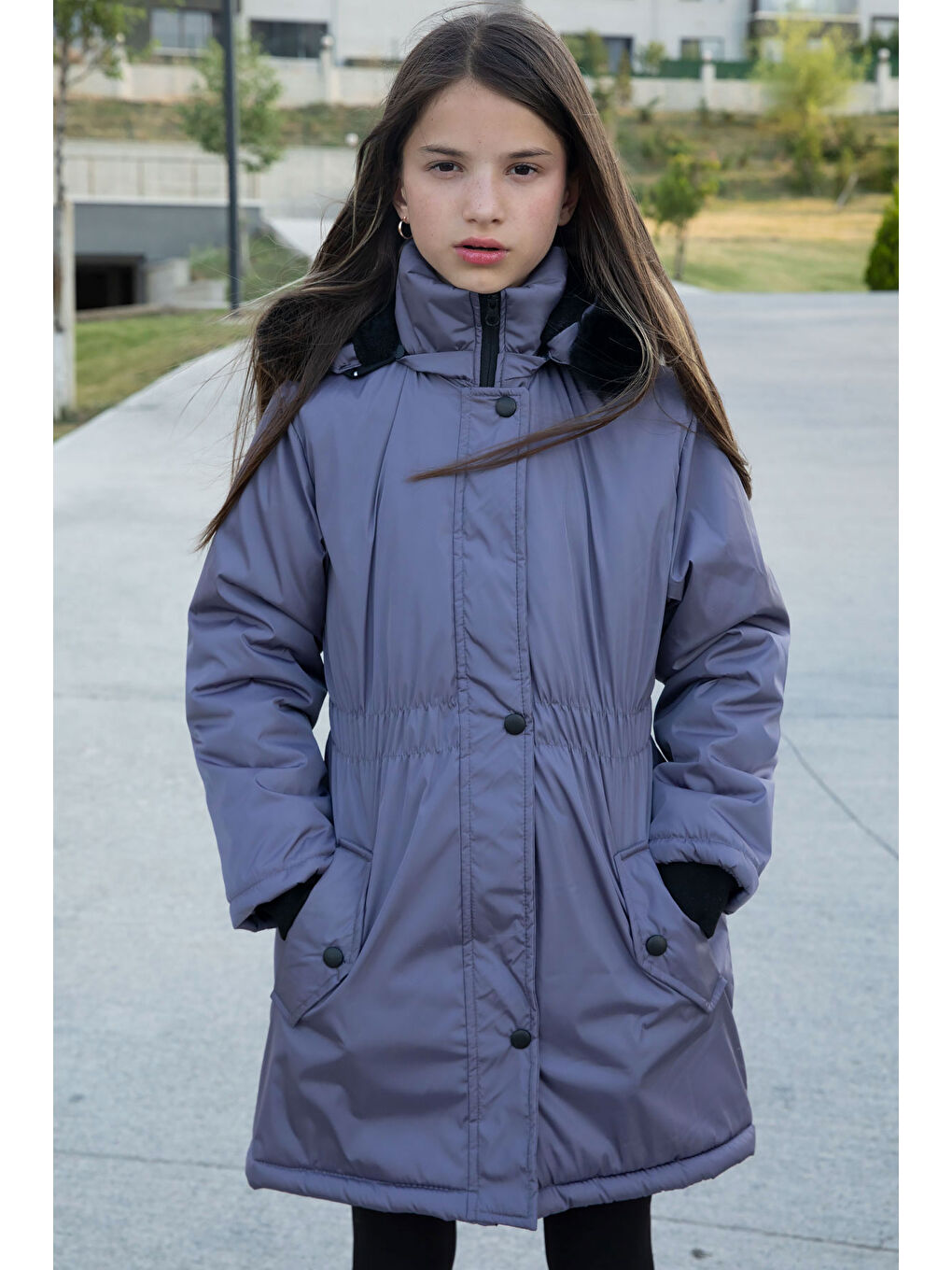 Antrasit Çıtçıtlı Cepli Esnek Bel İçi Kürklü Kız Çocuk Kapüşonlu Mont 21308-3