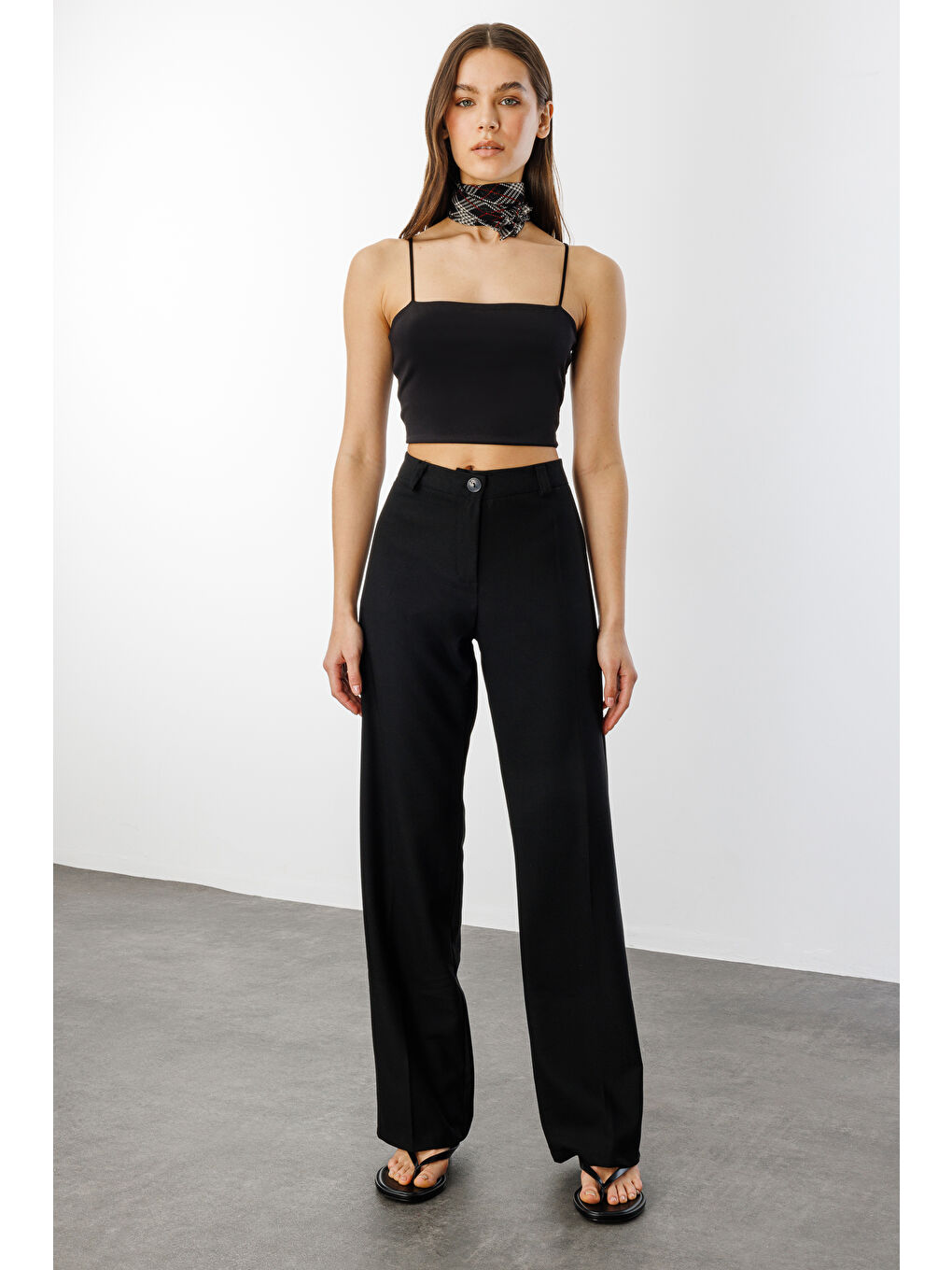 Siyah Kadın Yüksek Bel Wide Leg Kumaş Pantolon PANTOLON-004