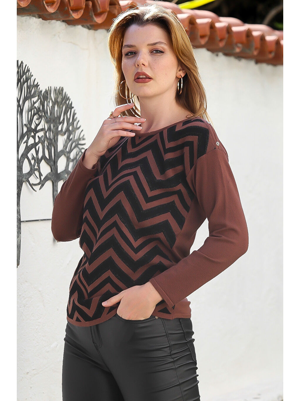 Kahverengi Kayık Yaka Uzun Kol Zigzag Desenli Casual Triko Kazak 65 60-2