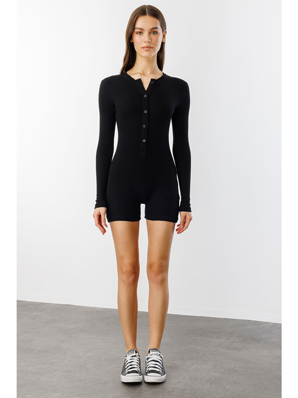 Siyah Fitilli Uzun Kollu Kısa Tulum Romper UZUNKOL-TULUM-1