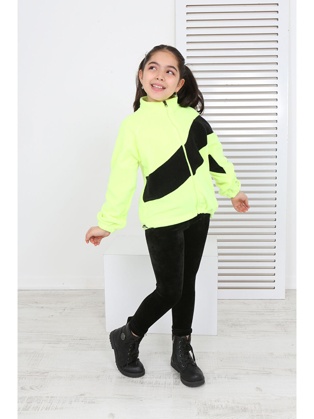 Sarı Kız Çocuk Blok Renkli Polar Hırka