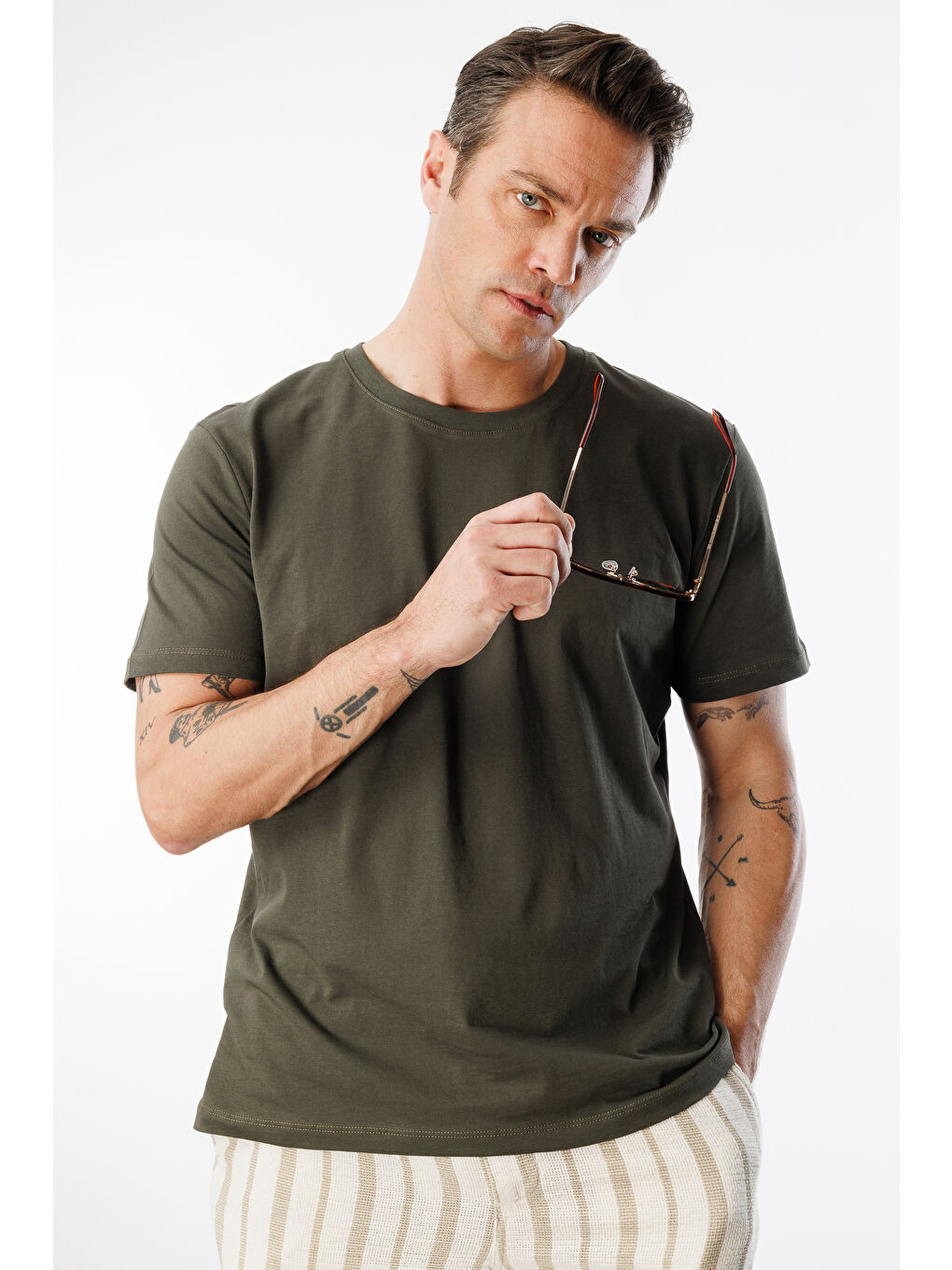 Haki Erkek T-shirt %100 Pamuk Regular Fit Standart Kesim Bisiklet Yaka Basic Tişört BASIC-T-SHIRT1-3