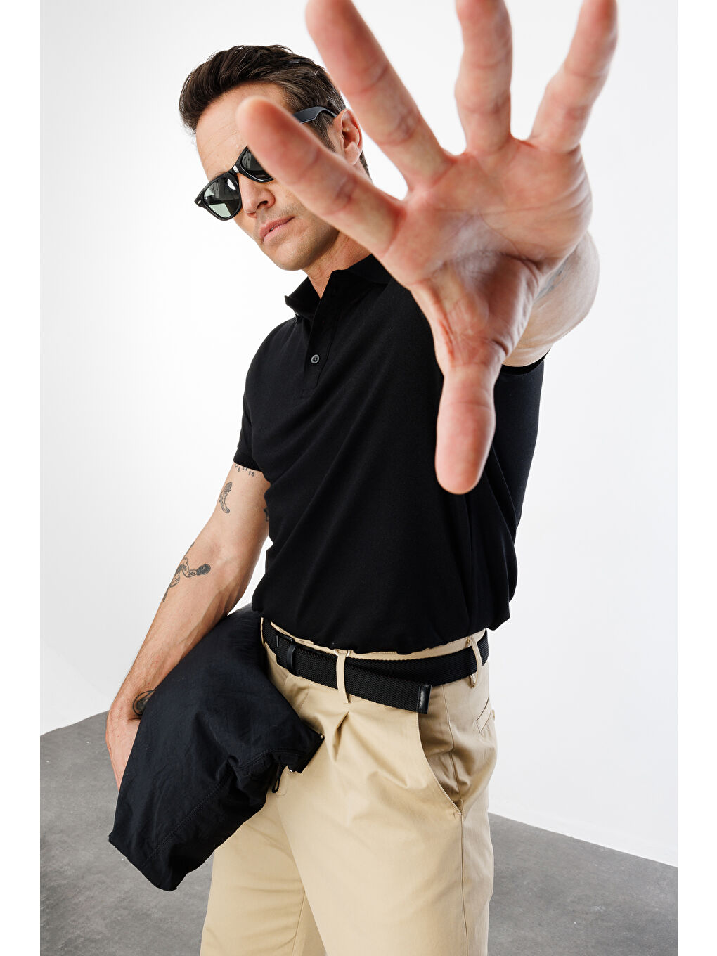 Siyah Erkek Çekmeyen Pamuklu Kumaş Regular Fit Standart Kesim Polo Yaka Tişört POLOYAKA-T-SHIRT1-2