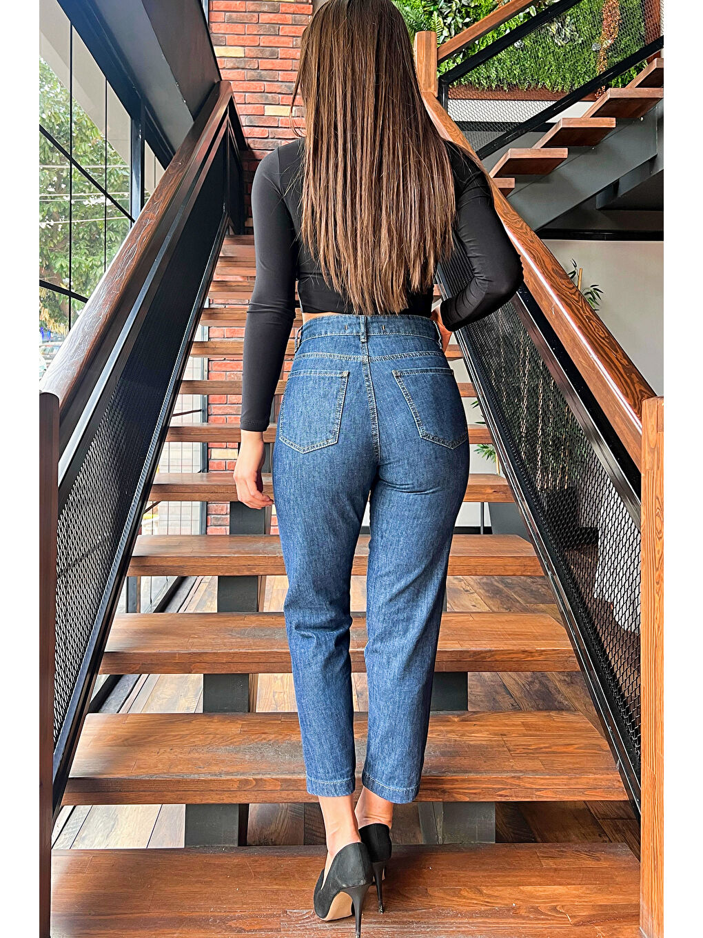 Lacivert Modern Tasarım Bel Ve Paça Çıtçıt Detaylı Yüksek Bel Jean Pantolon-4