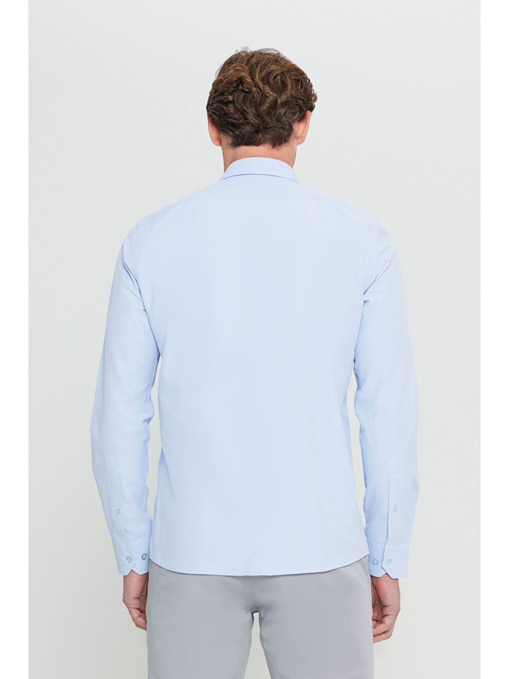 Erkek Açık Mavi Kolay Ütülenebilir Slim Fit Dar Kesim Klasik Yaka Pamuklu Gömlek-4