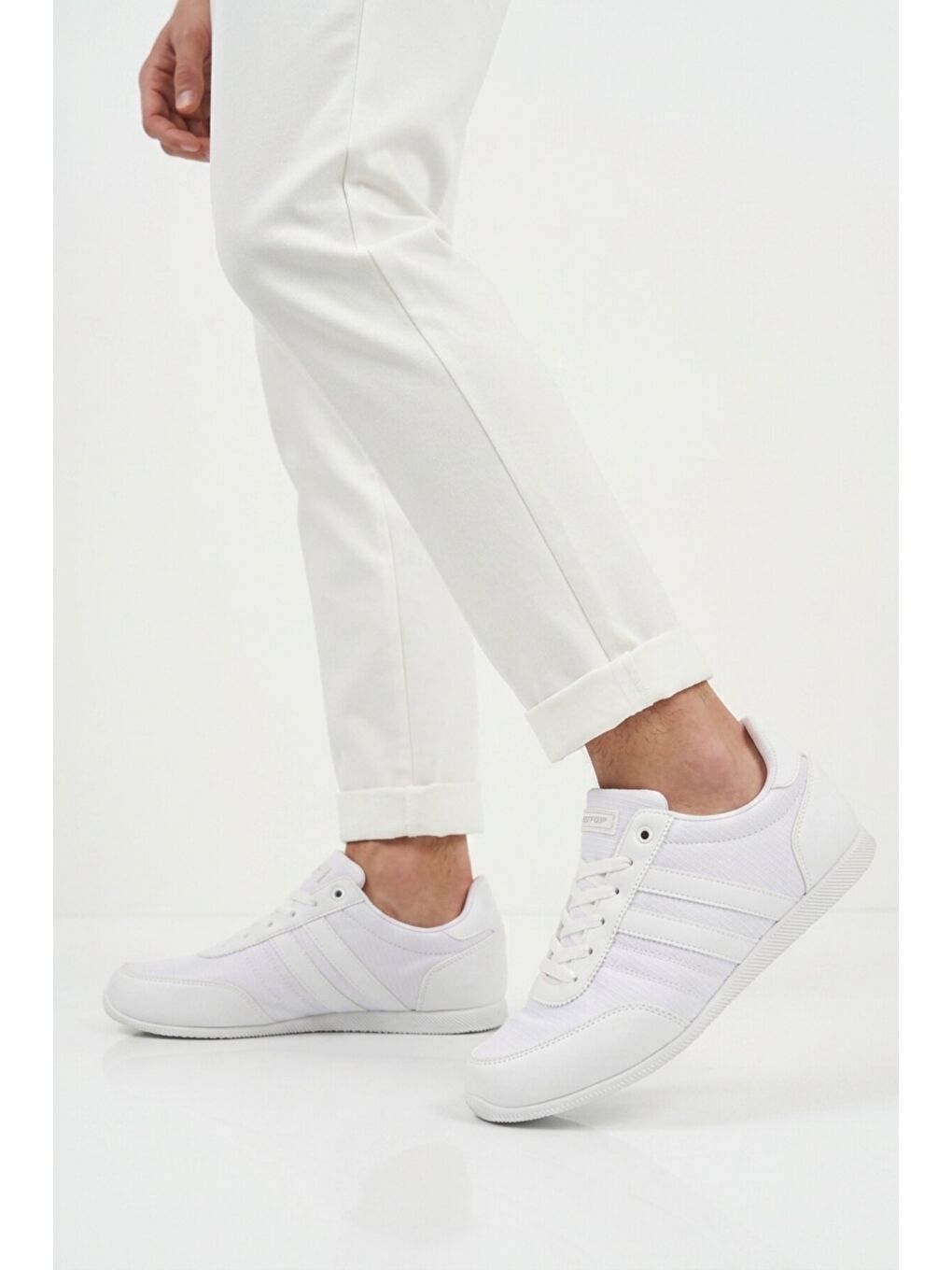 Beyaz Bağcıklı Hafif Esnek Erkek Spor Ayakkabı BST-2086 M-1