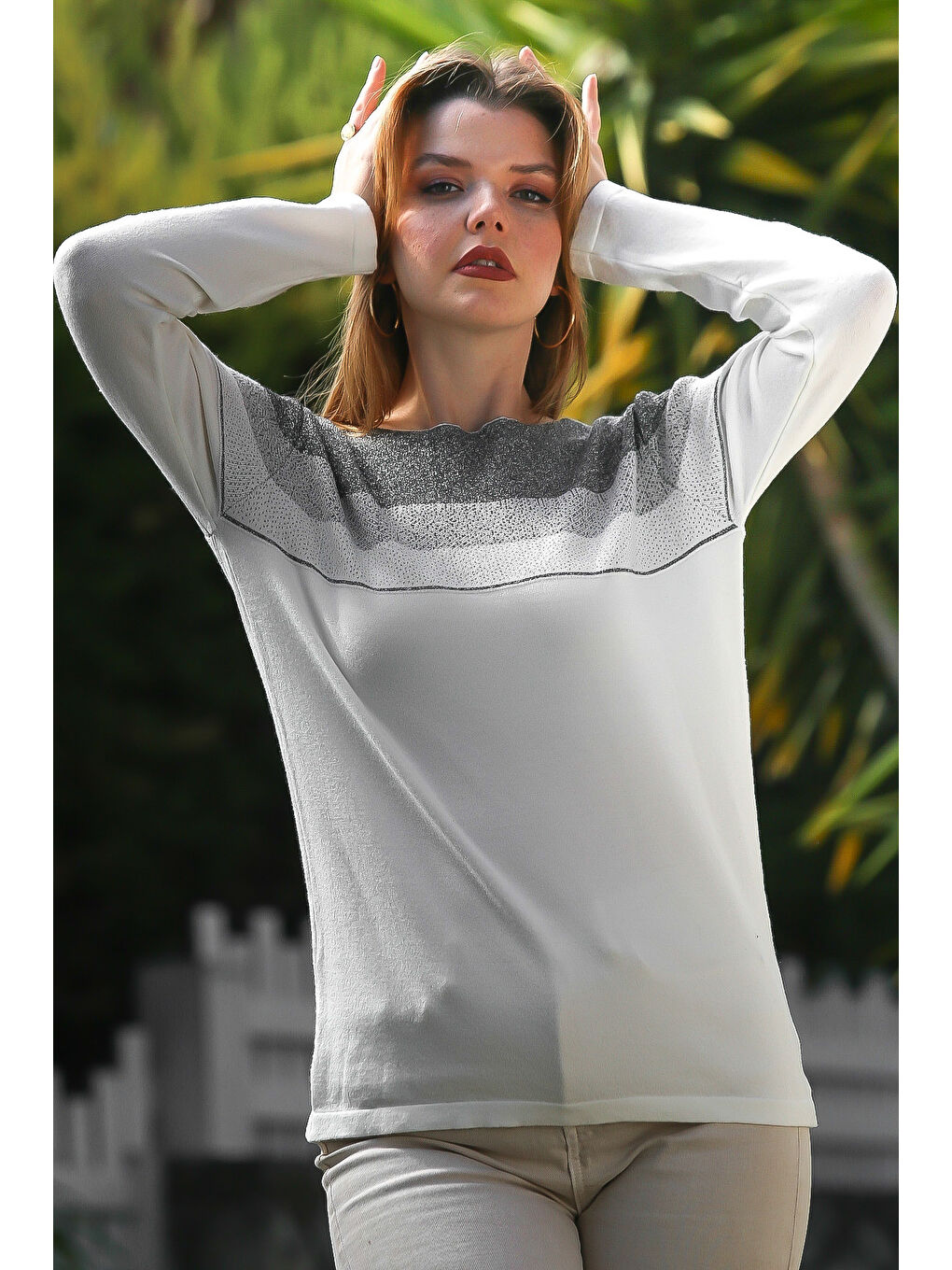 Ekru Kayık Yaka Uzun Kol Simli Casual Triko Kazak 65 60