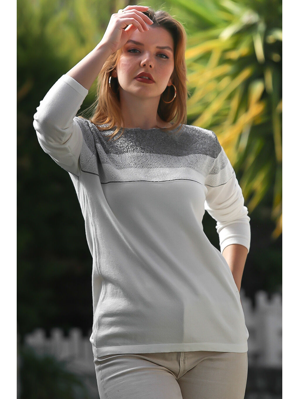 Ekru Kayık Yaka Uzun Kol Simli Casual Triko Kazak 65 60-3