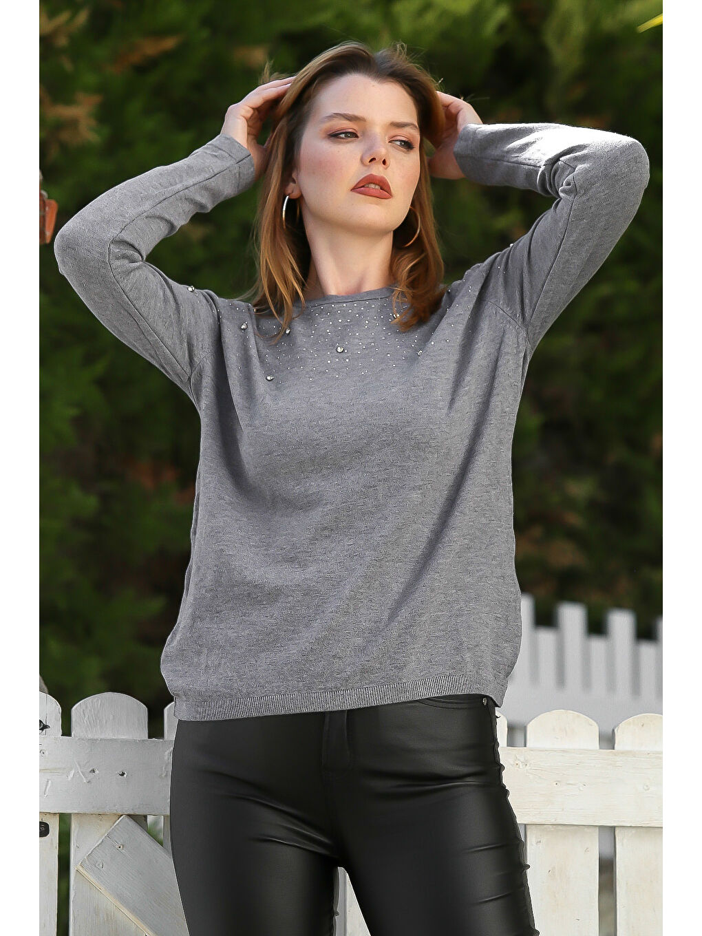 Gri Melanj Yuvarlak Yaka Uzun Kol Taşlı Troklu Casual Triko Kazak 65 60-4