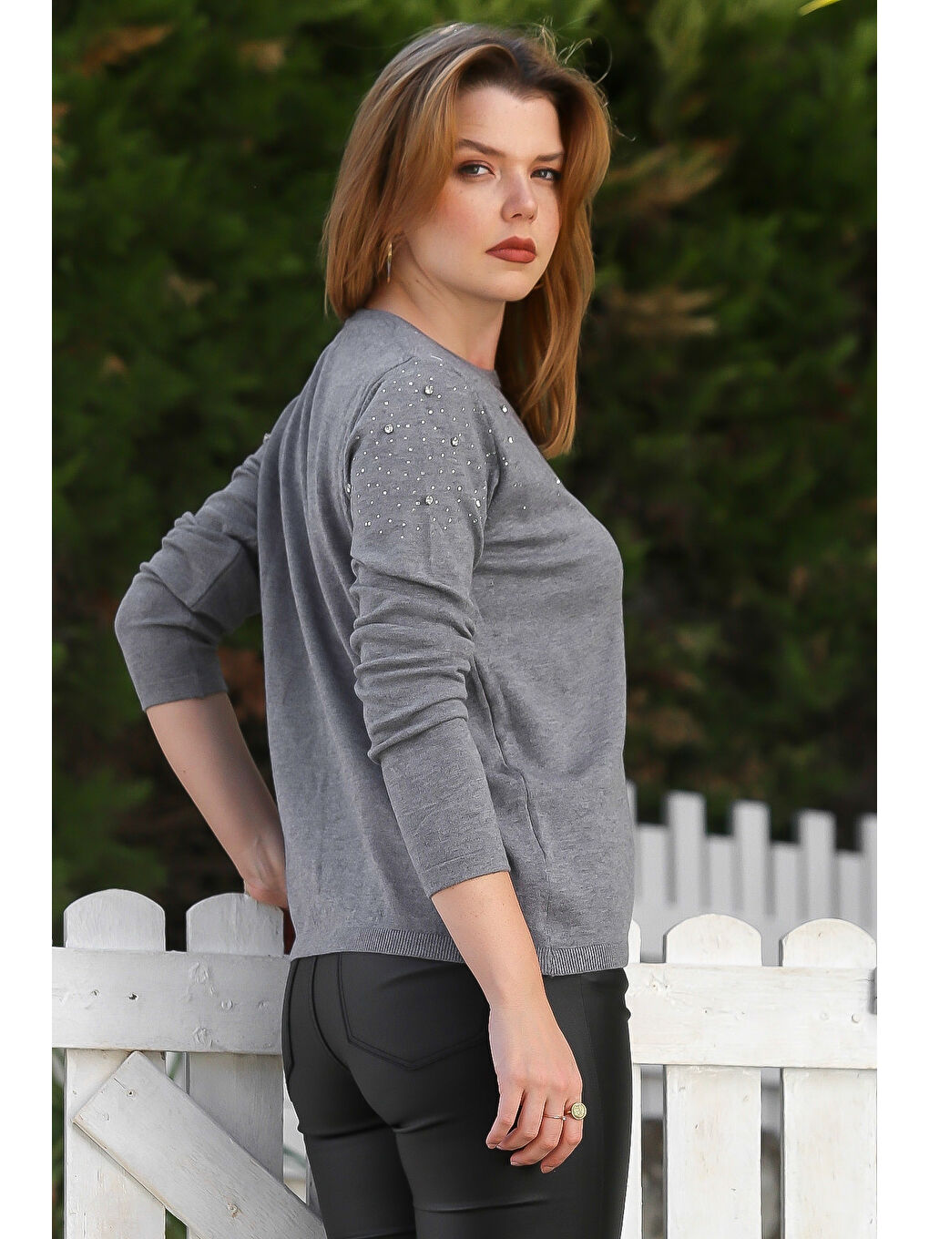Gri Melanj Yuvarlak Yaka Uzun Kol Taşlı Troklu Casual Triko Kazak 65 60-7