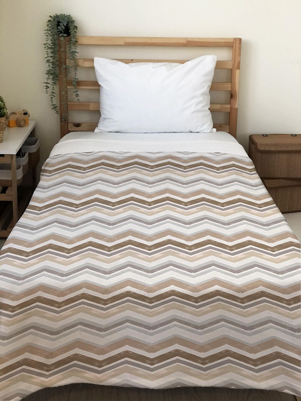 Karışık Geometrik Desenli Soft Baskılı Tek Kişilik 150x220 Cm Battaniye - Kahverengi