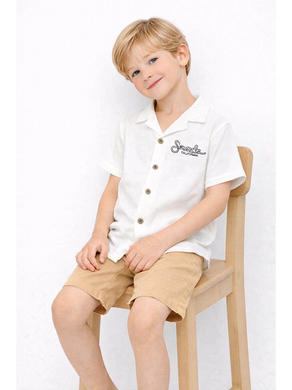 Beyaz Tarz Gömlekli Belden Ayarlanabilir Kısa Kollu Şortlu 2'li Takım-2