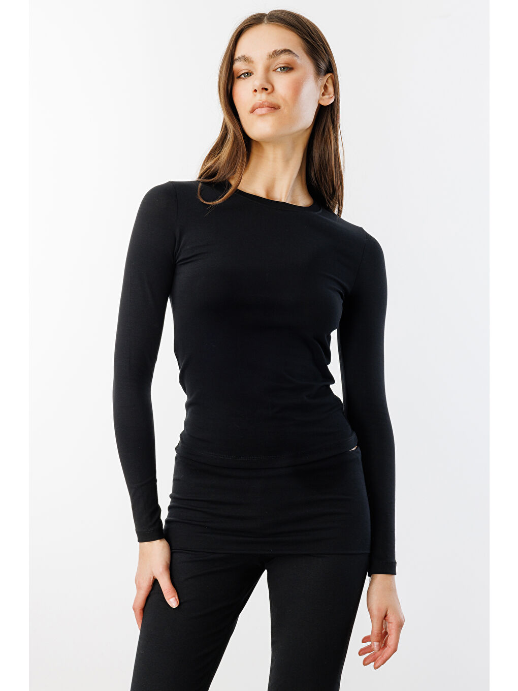 Siyah Uzun Kollu Kısa Kadın Bluz Long Fitted UZUNKOL-BLUZ-2