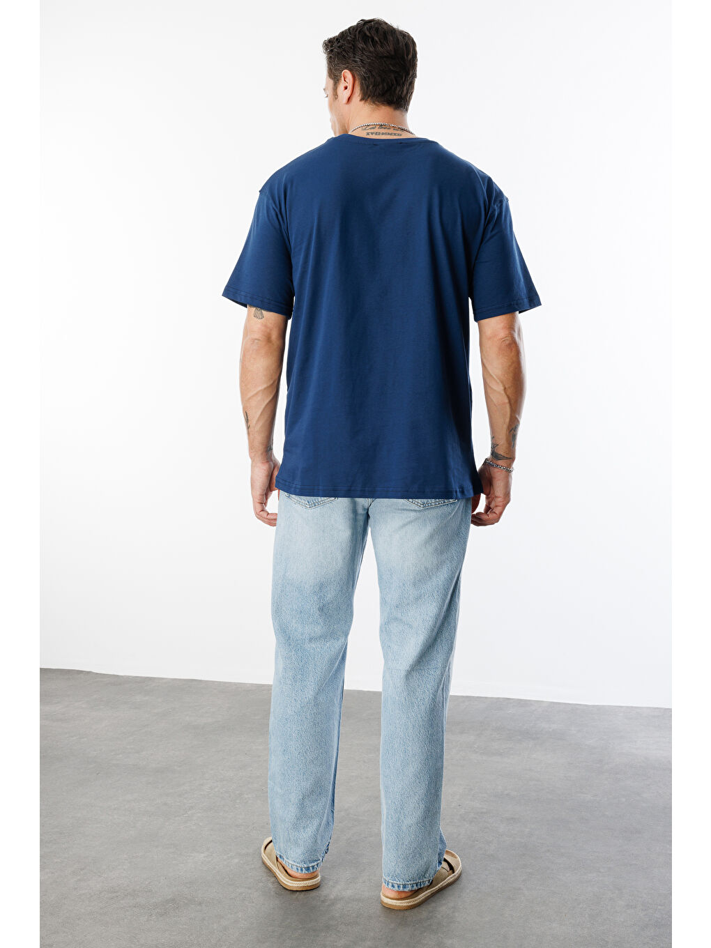 İndigo Erkek Oversize Fit %100 Organik Pamuk Bisiklet Yaka Tişört-5