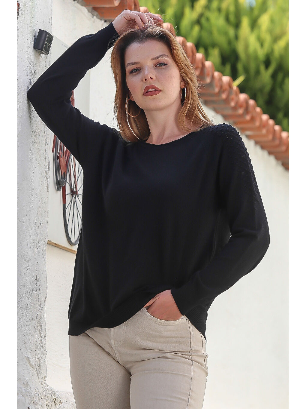 Siyah Kayık Yaka Reglan Kol Troklu Casual Ajur Örgü Triko Kazak 65 60-4