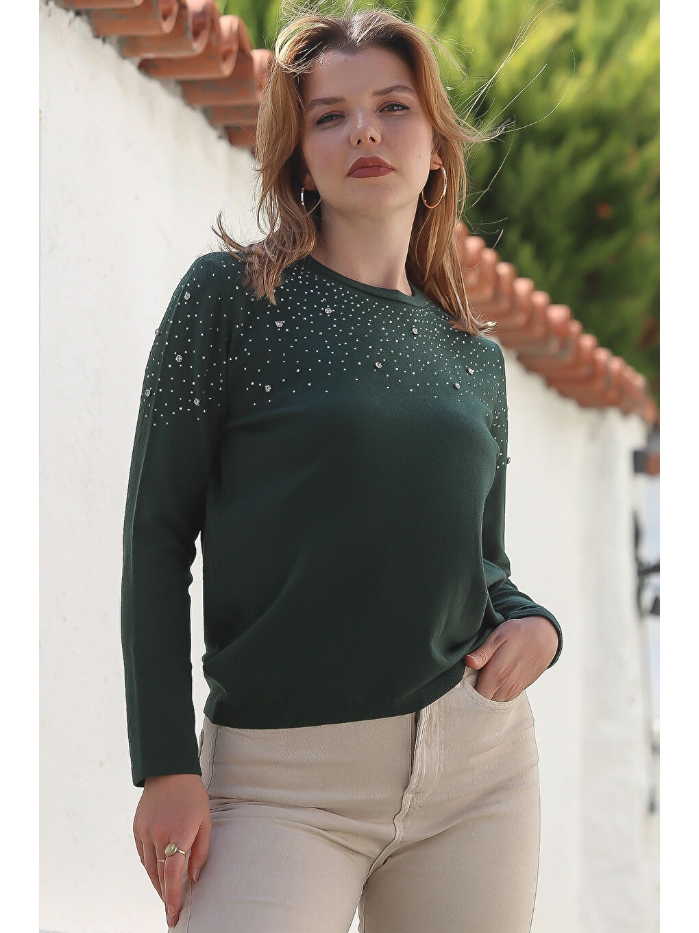 Koyu Yeşil Yuvarlak Yaka Uzun Kol Taşlı Troklu Casual Triko Kazak 65 60