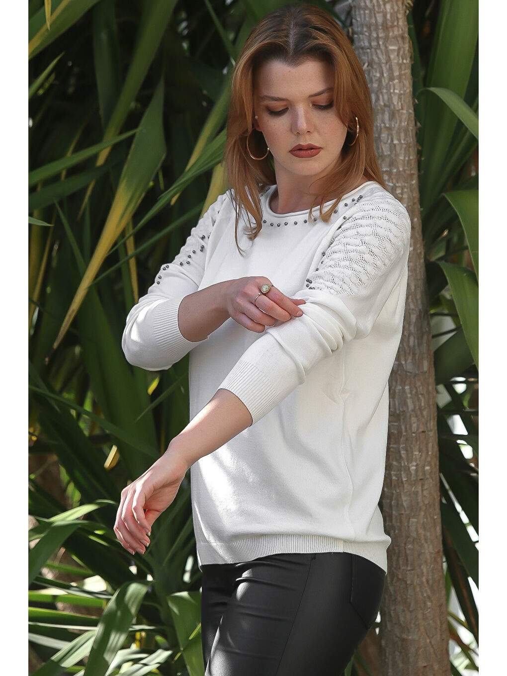 Ekru Yuvarlak Yaka Uzun Kol Troklu Casual Ajur Örgü Triko Kazak 65 60-3