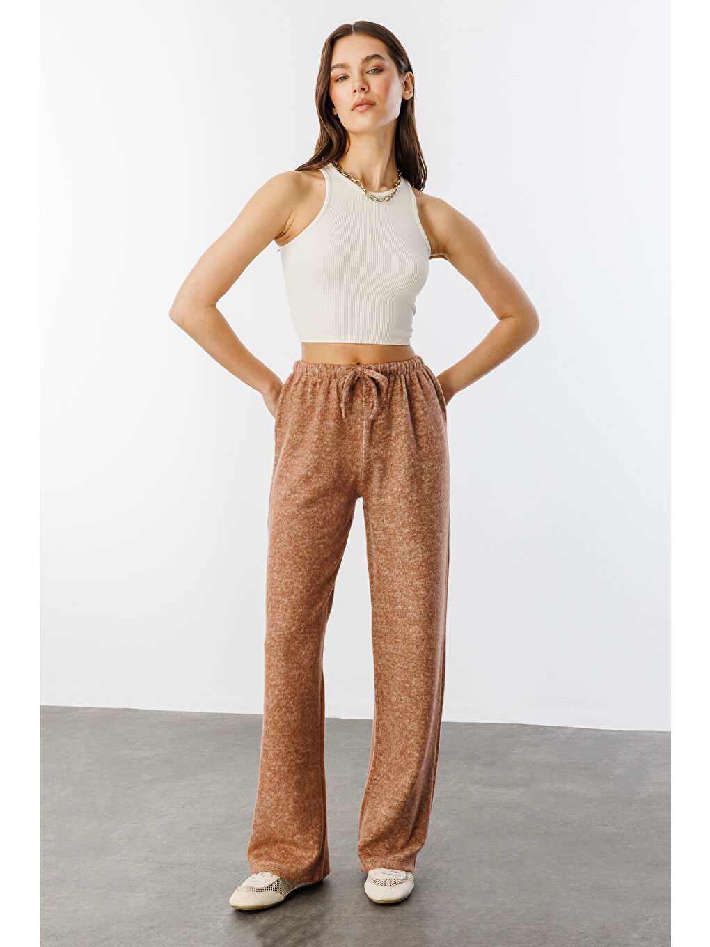 Kahverengi Yumoş Bol Örme Kadın Pantolon ÖRME-PANTOLON-1