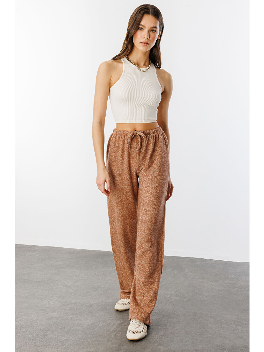 Kahverengi Yumoş Bol Örme Kadın Pantolon ÖRME-PANTOLON-3