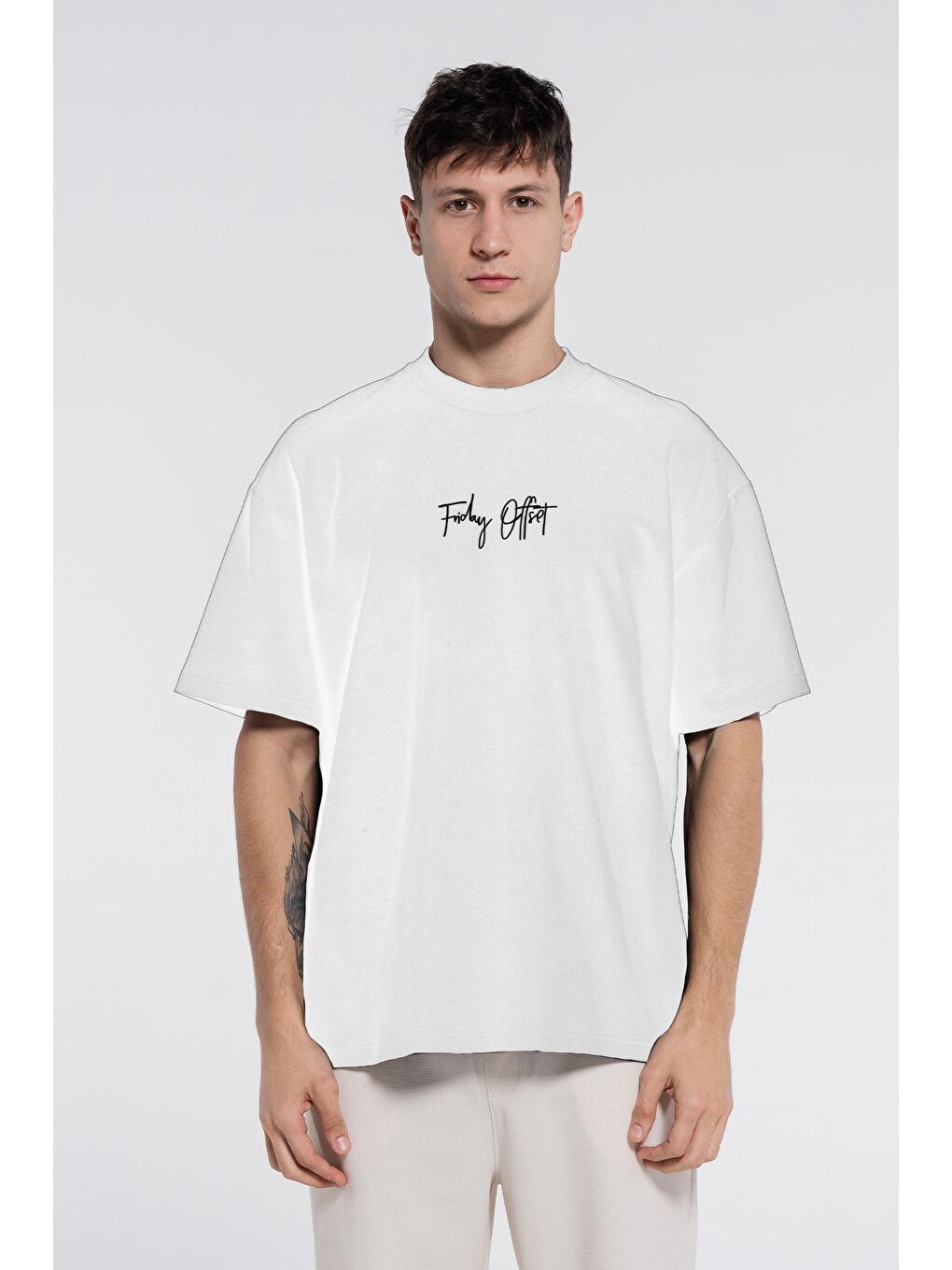 Beyaz Erkek %100 Pamuk Ekstra Oversize Bisiklet Yaka Tişört