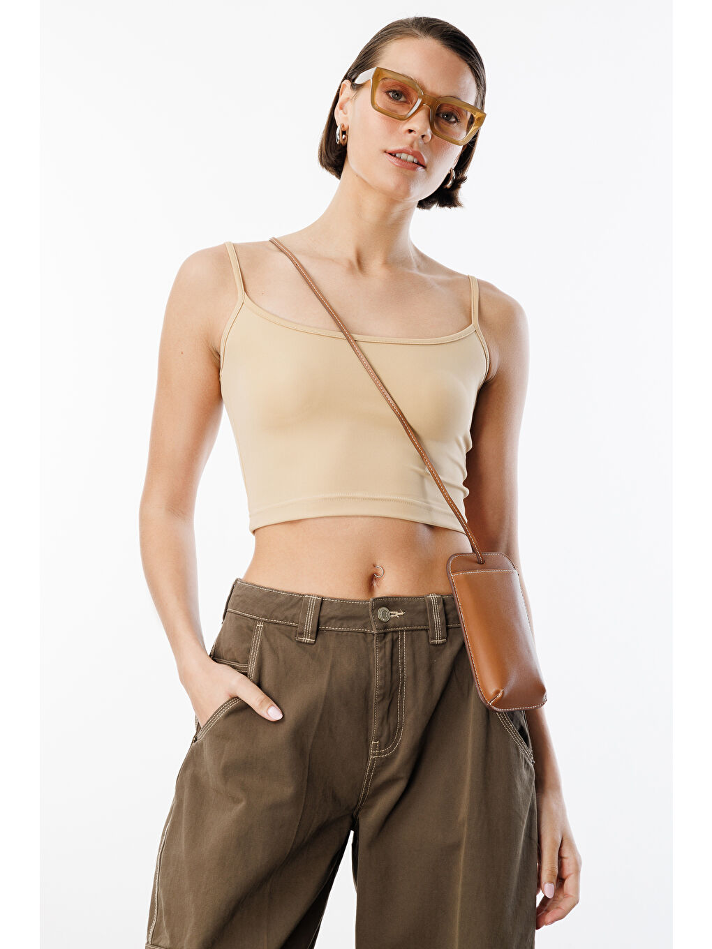 Bej Kadın Scuba Kumaş İp Askılı Crop Top CROP-ATLET-2