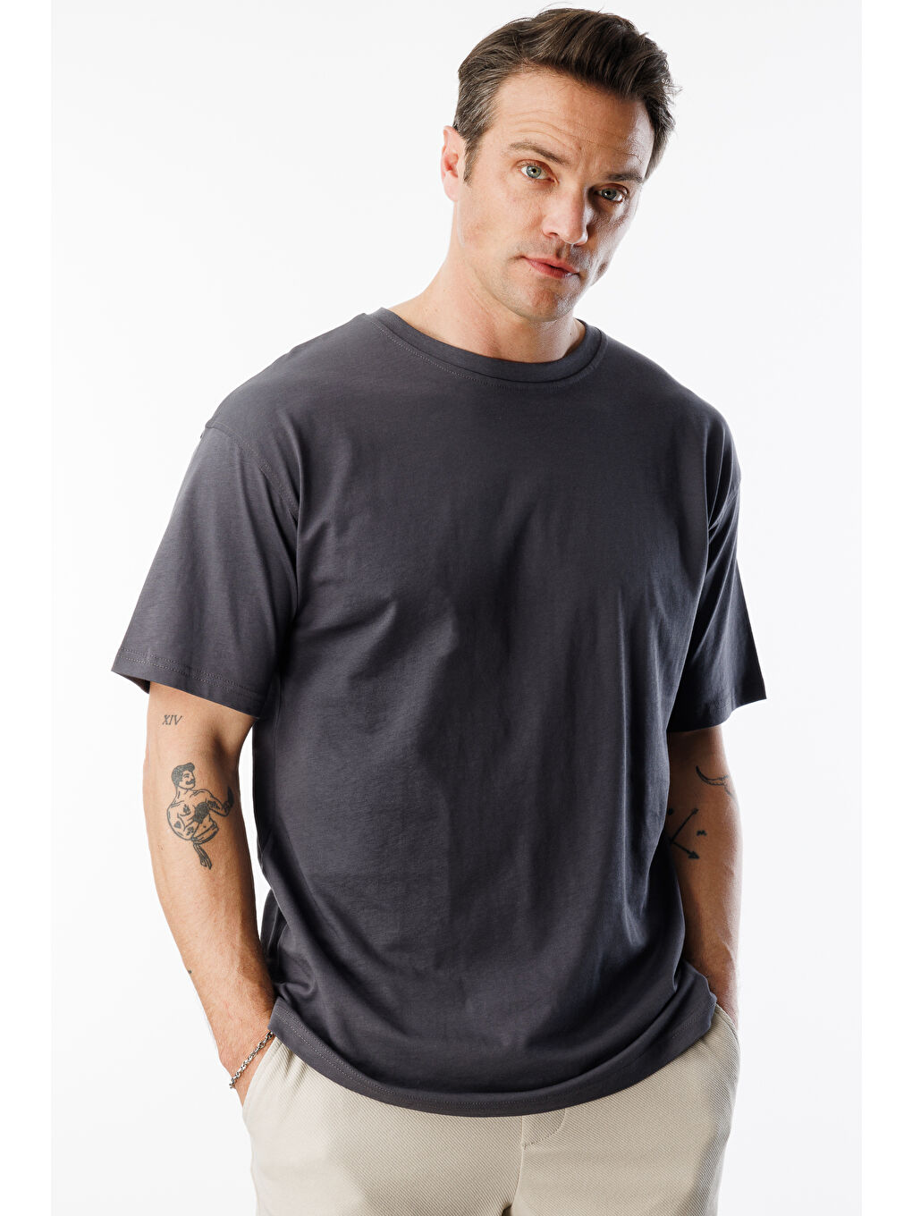 Gri Erkek Oversize Fit %100 Organik Pamuk Bisiklet Yaka Tişört-2