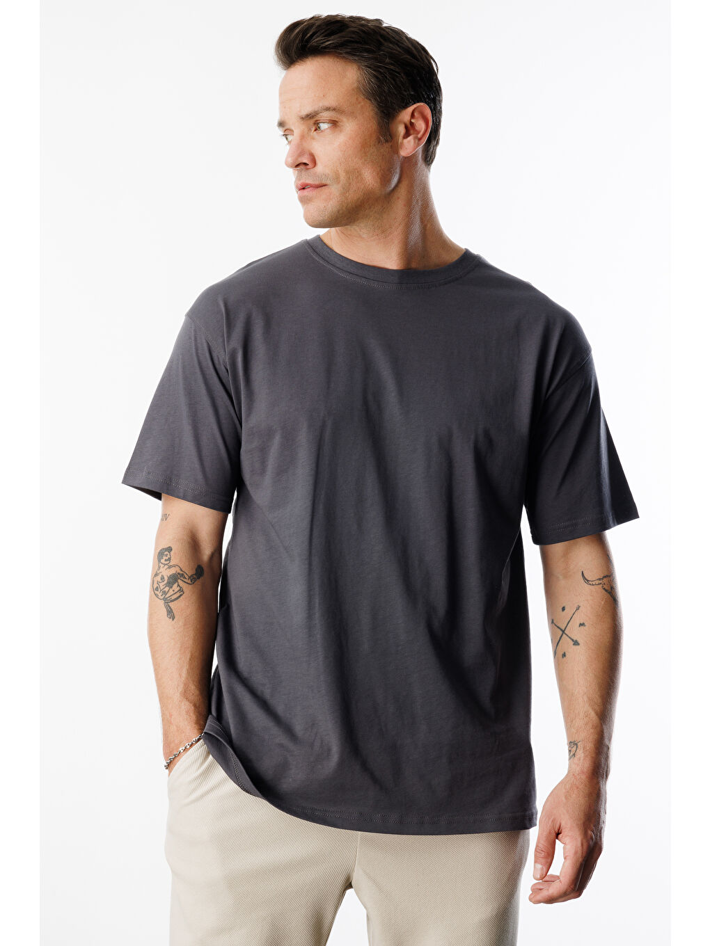 Gri Erkek Oversize Fit %100 Organik Pamuk Bisiklet Yaka Tişört-3