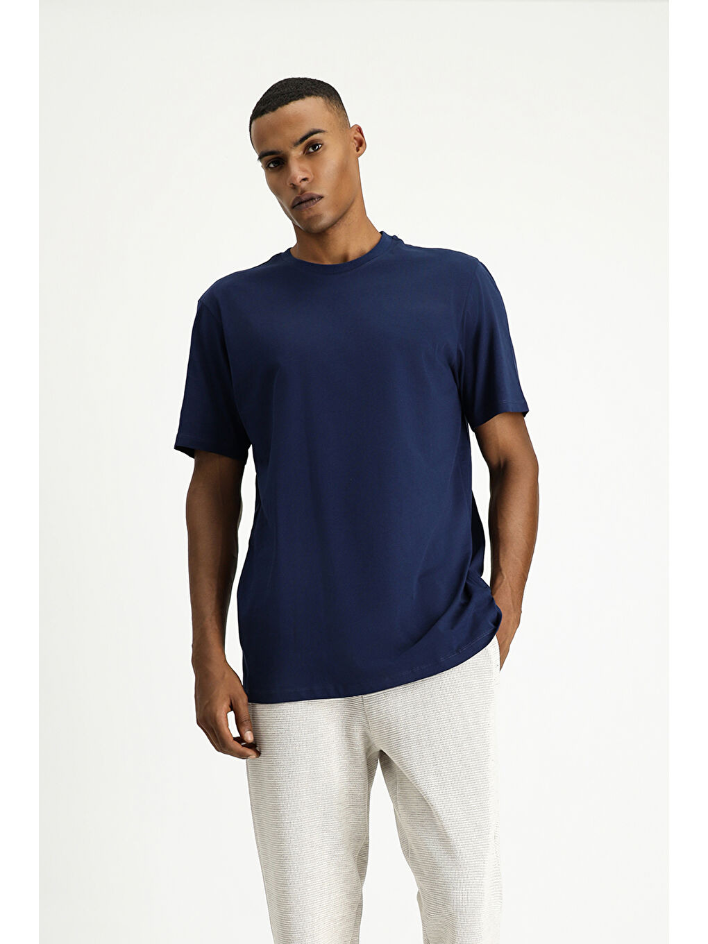 Lacivert Bisiklet Yaka Slim Fit Dar Kesim Süprem Pamuk %100 Pamuk Tişört-4