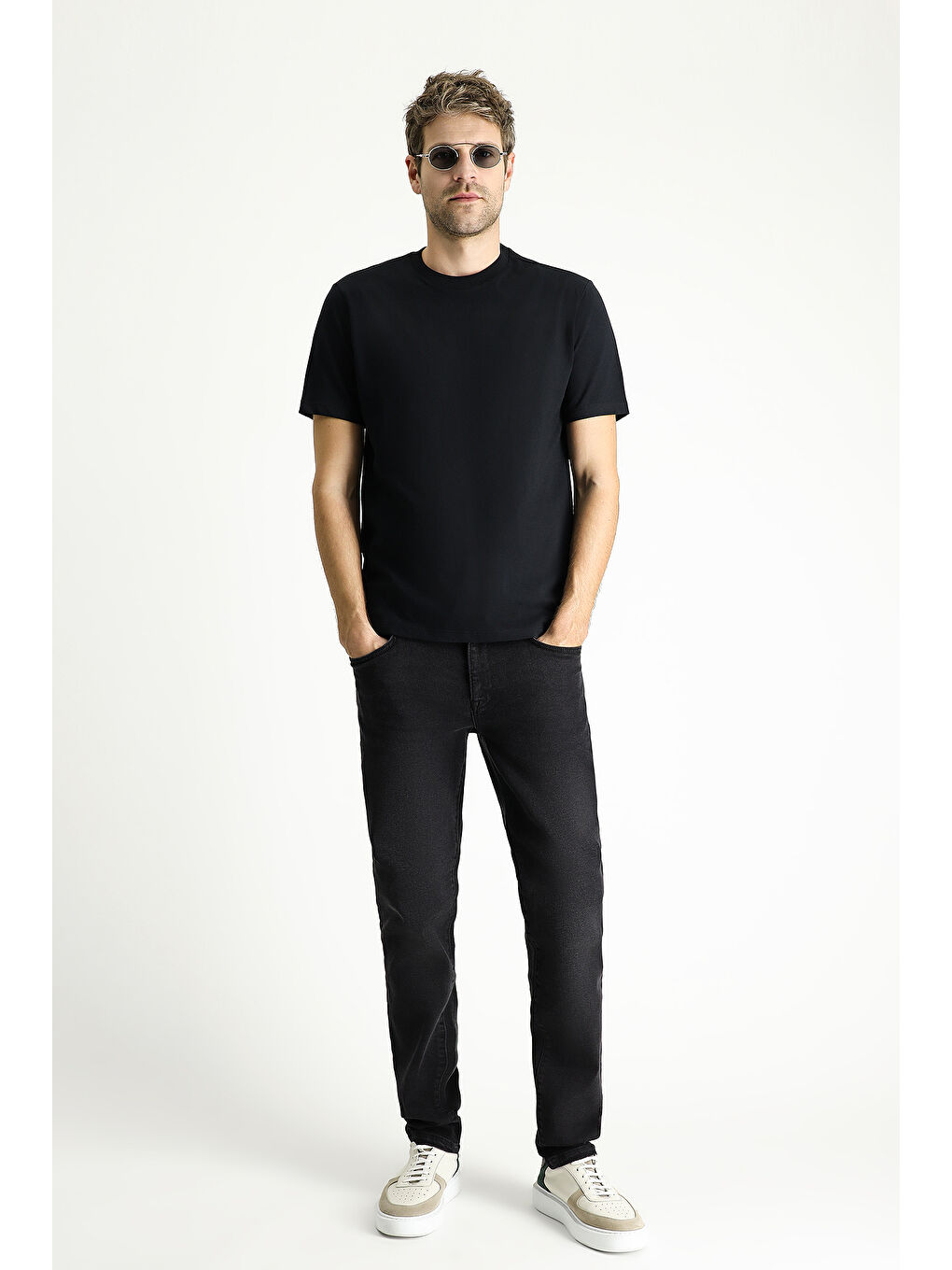 Siyah Bisiklet Yaka Regular Fit Süprem Pamuk %100 Pamuk Tişört-1