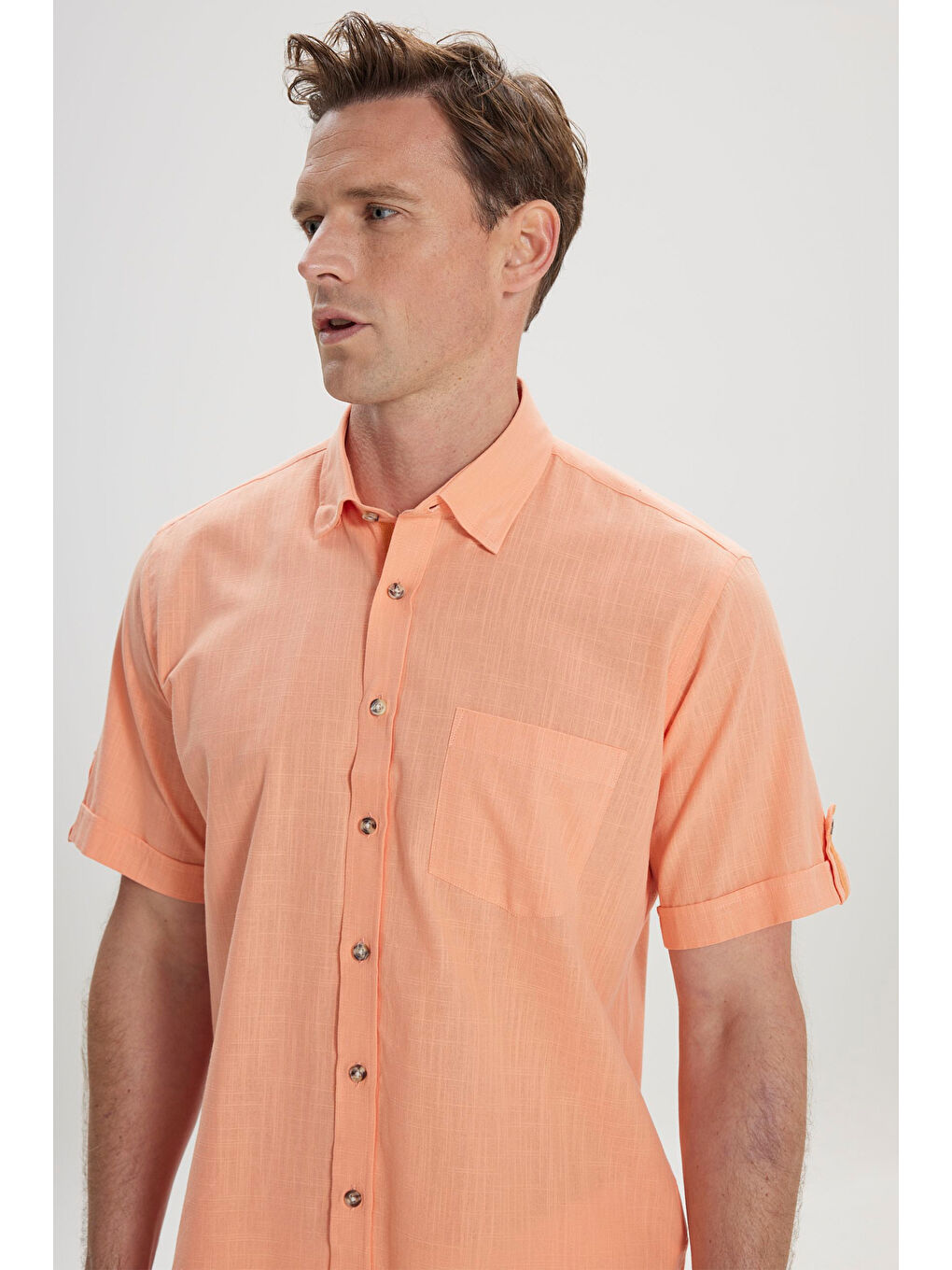 Erkek Turuncu Comfort Fit Rahat Kesim Gizli Düğmeli Yaka Keten Görünümlü %100 Pamuk Flamlı Gömlek-2
