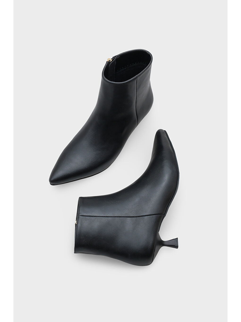 Siyah Essie Kadın Bot-2