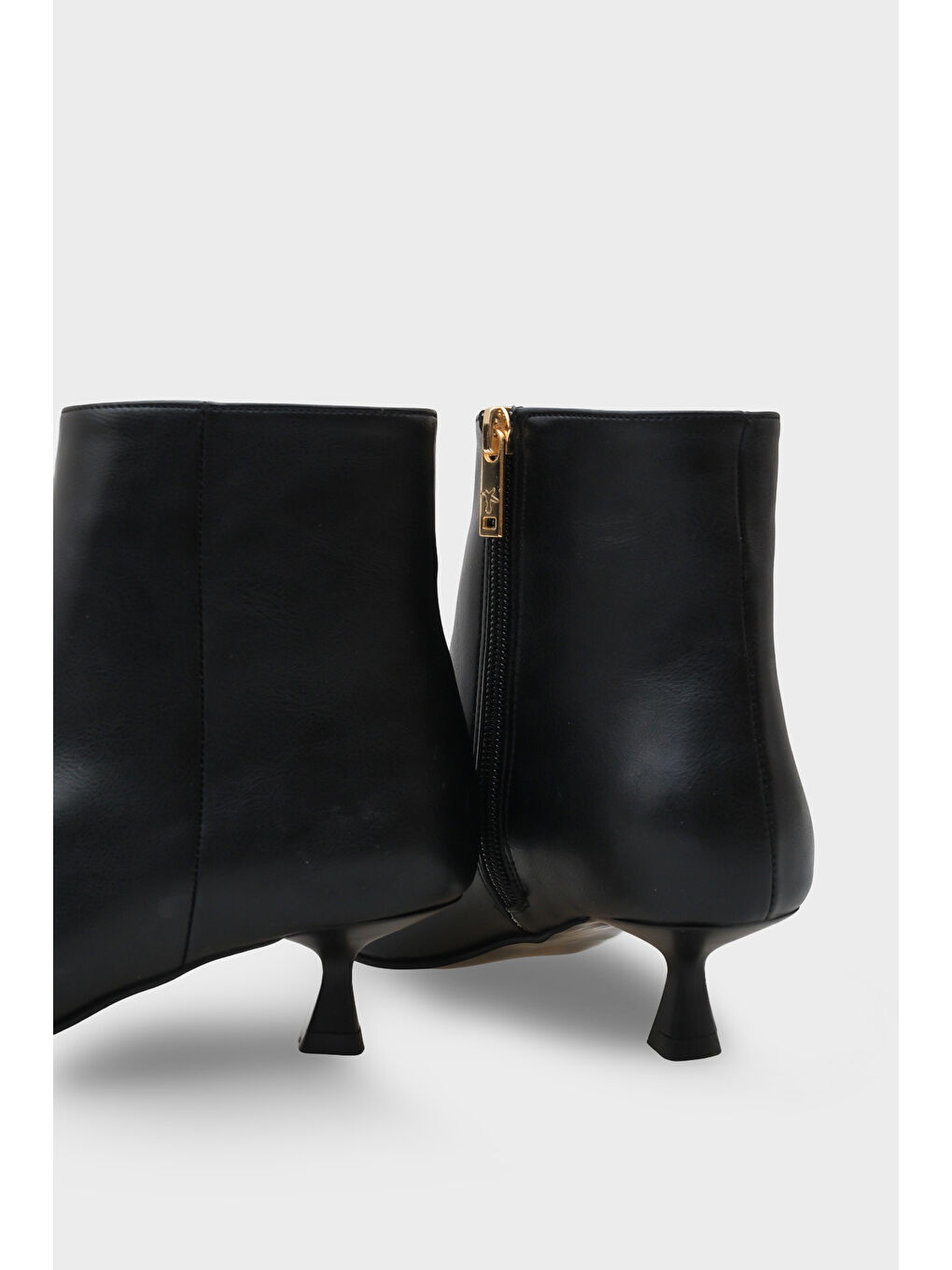 Siyah Essie Kadın Bot-3