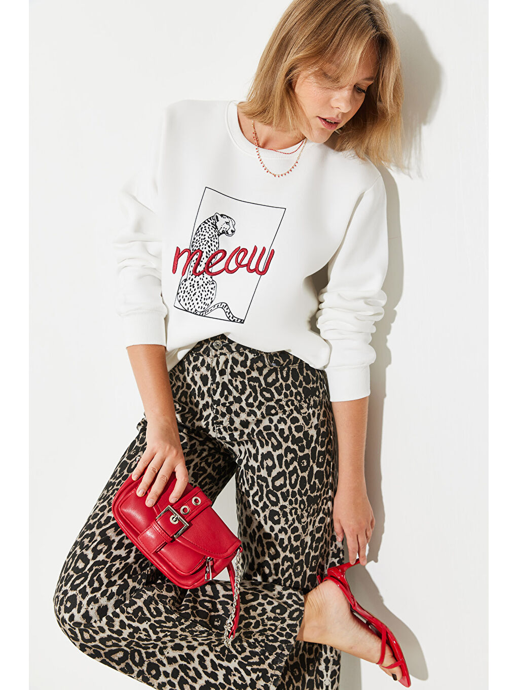 SHADE Beyaz Kadın Leopar Baskılı Sweatshirt