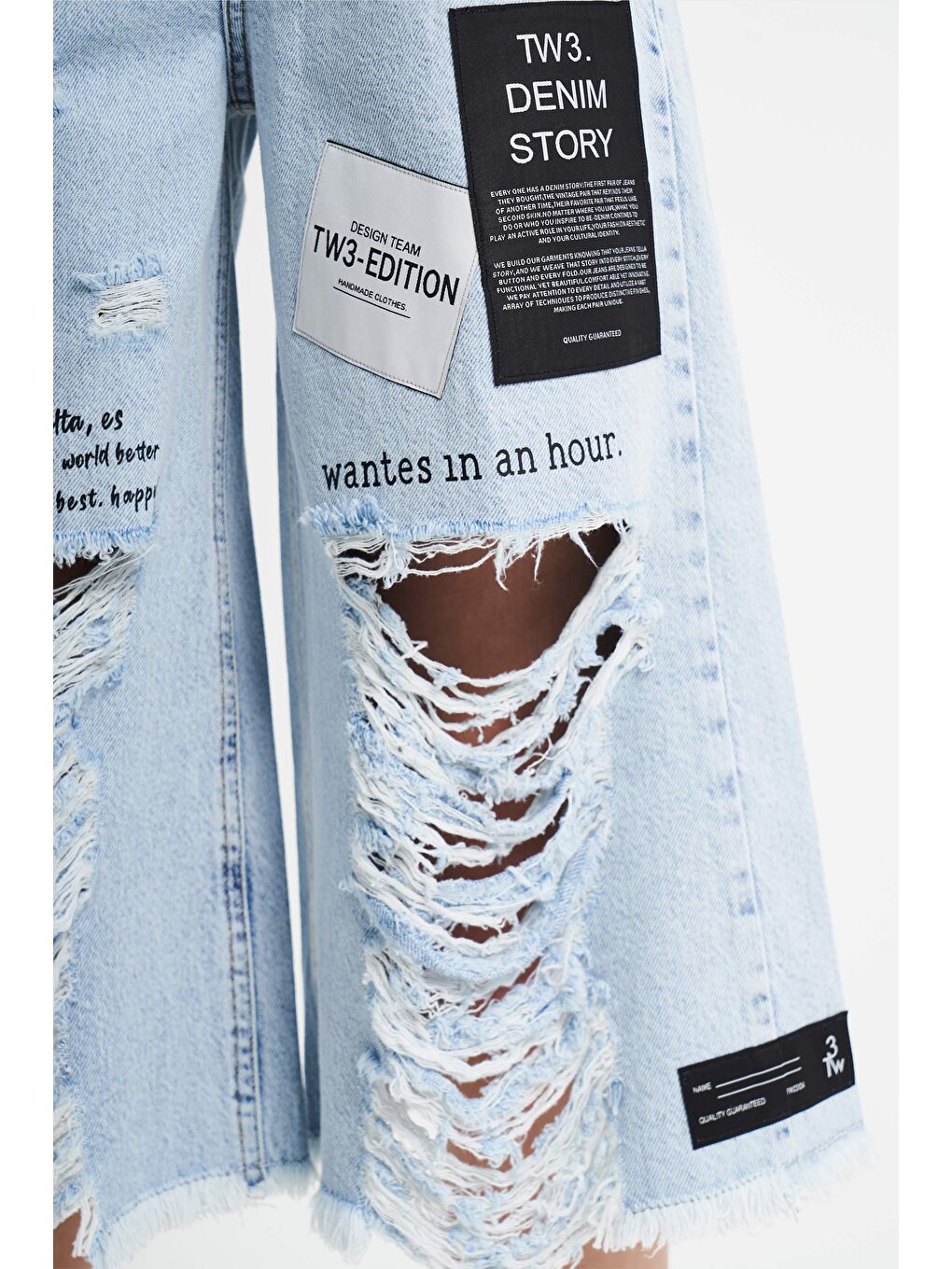 Mavi Kadın Jean Rengi Yırtık Detaylı Maxi Boy Tasarım Denim Şort-3