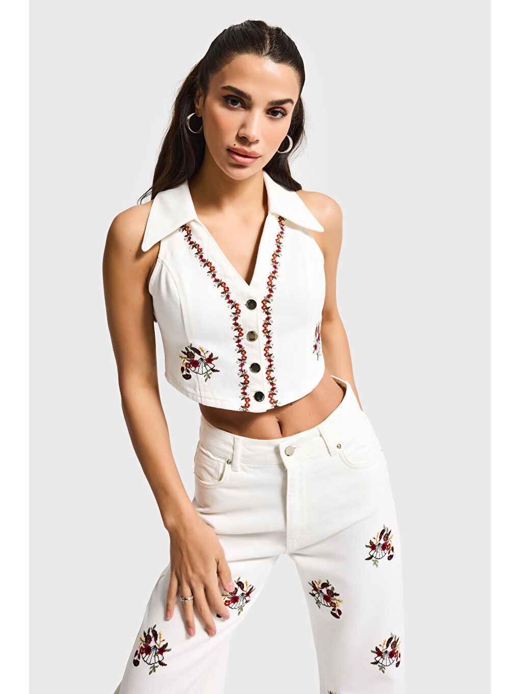 Kadın Ekru 7s6-101 Crop Fit Özel Nakışlı Düğmeli Tasarım Denim Yelek-3