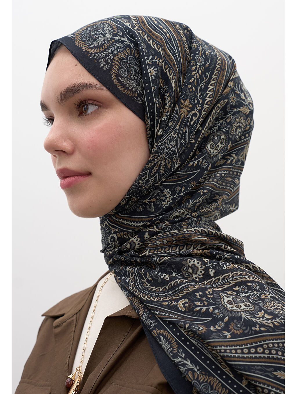 Petra Desen Şal Siyah-2