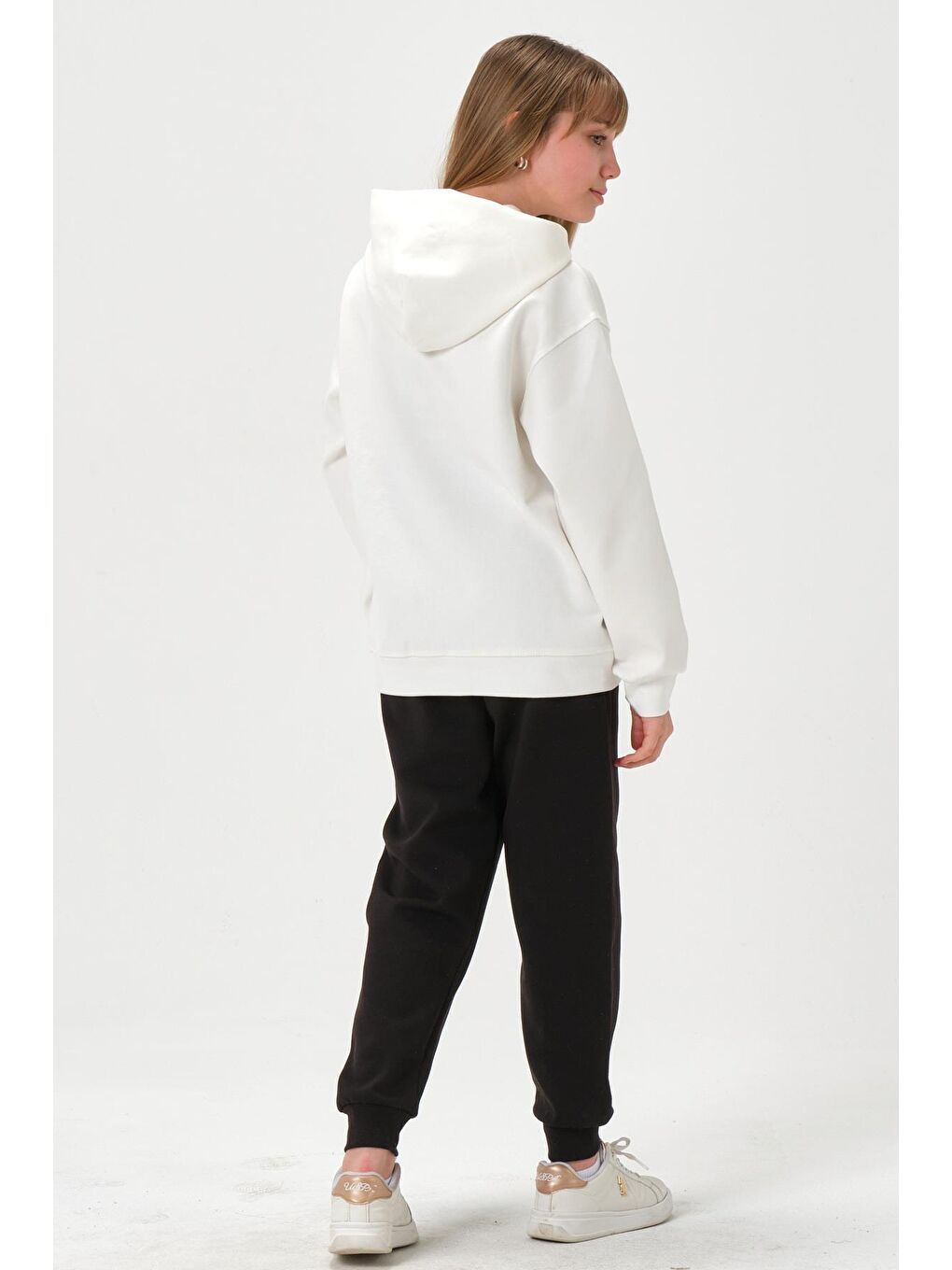 Ekru Kapüşonlu Nakış Detaylı Kız Çocuk Eşofman Takımı-5