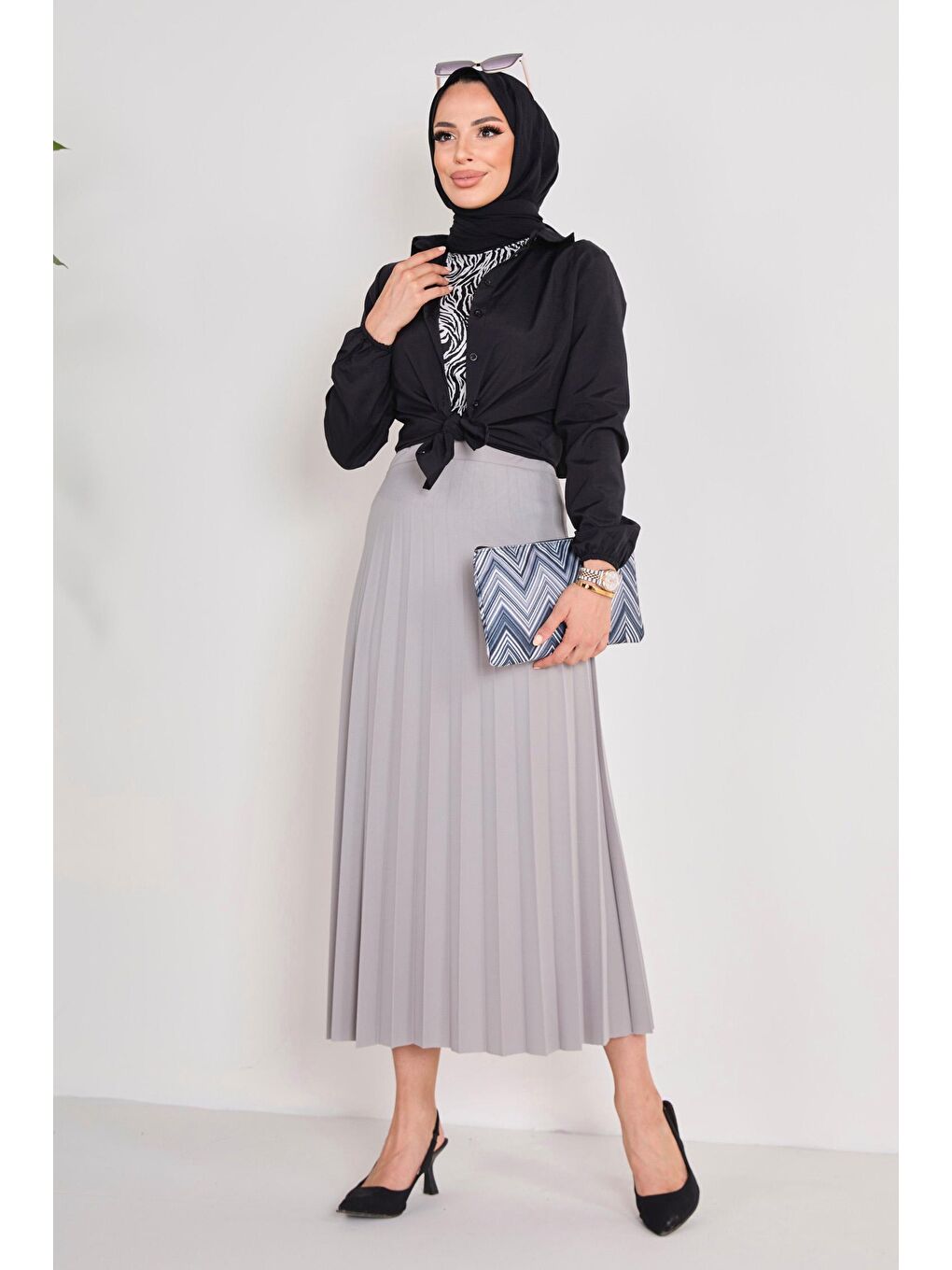 Orta Kadın Gri Piliseli Etek - 23035-2