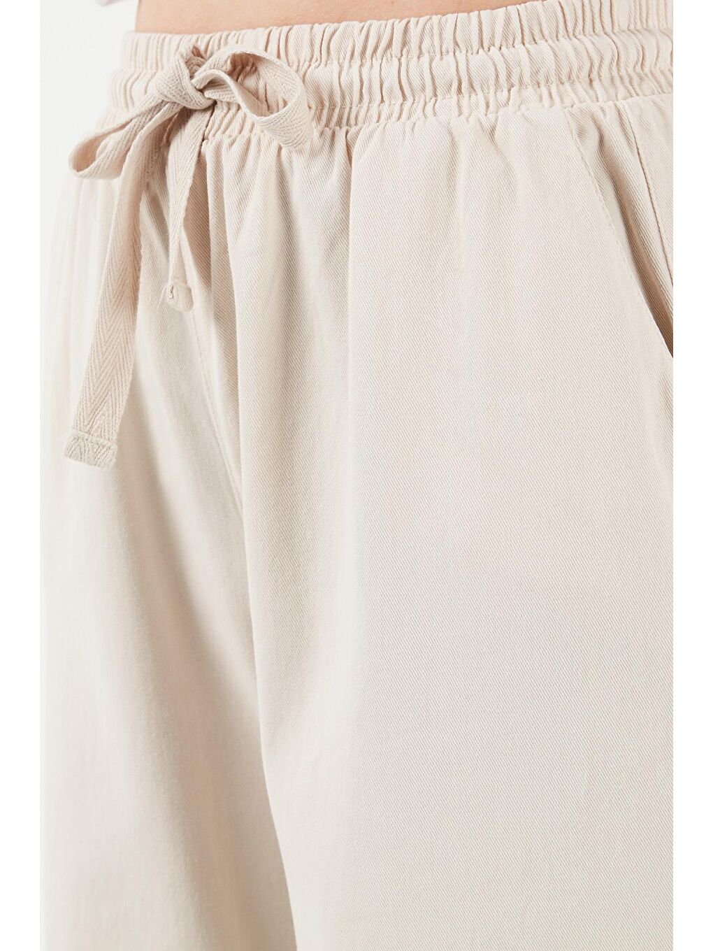 Bej Pamuklu Belden Bağlamalı Yüksek Bel Geniş Paça Cepli Regular Fit Pantolon 668Yp4760-3