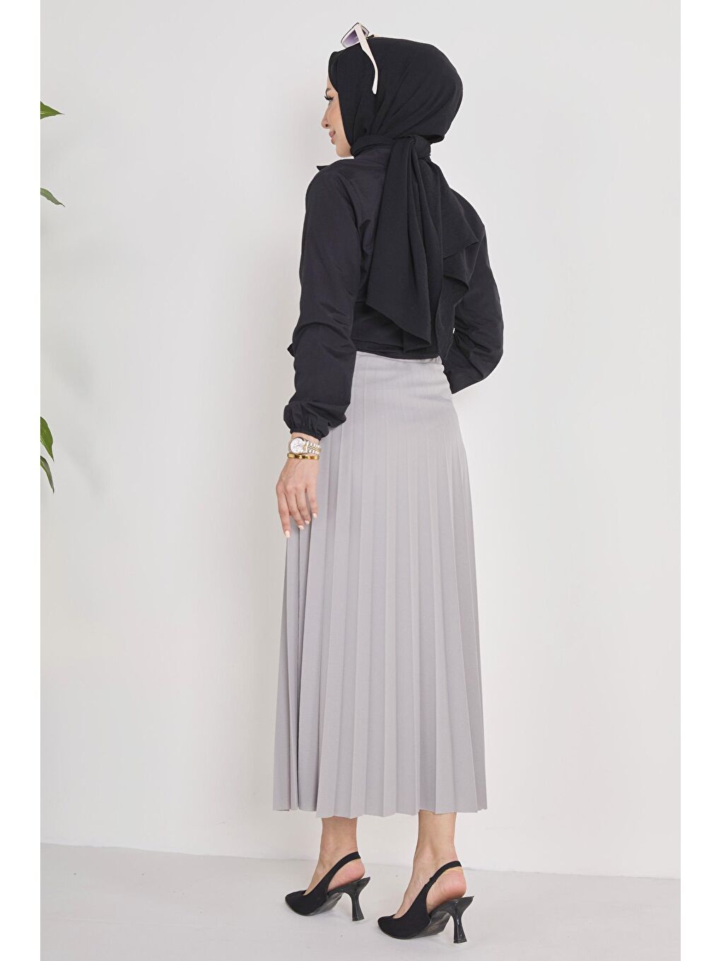 Orta Kadın Gri Piliseli Etek - 23035-4