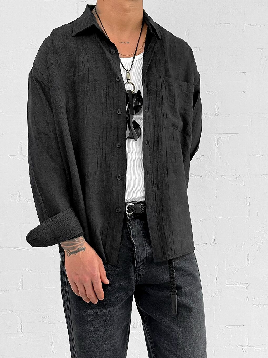 Erkek Dokulu Desenli Oversize Rahat Gömlek Siyah-1