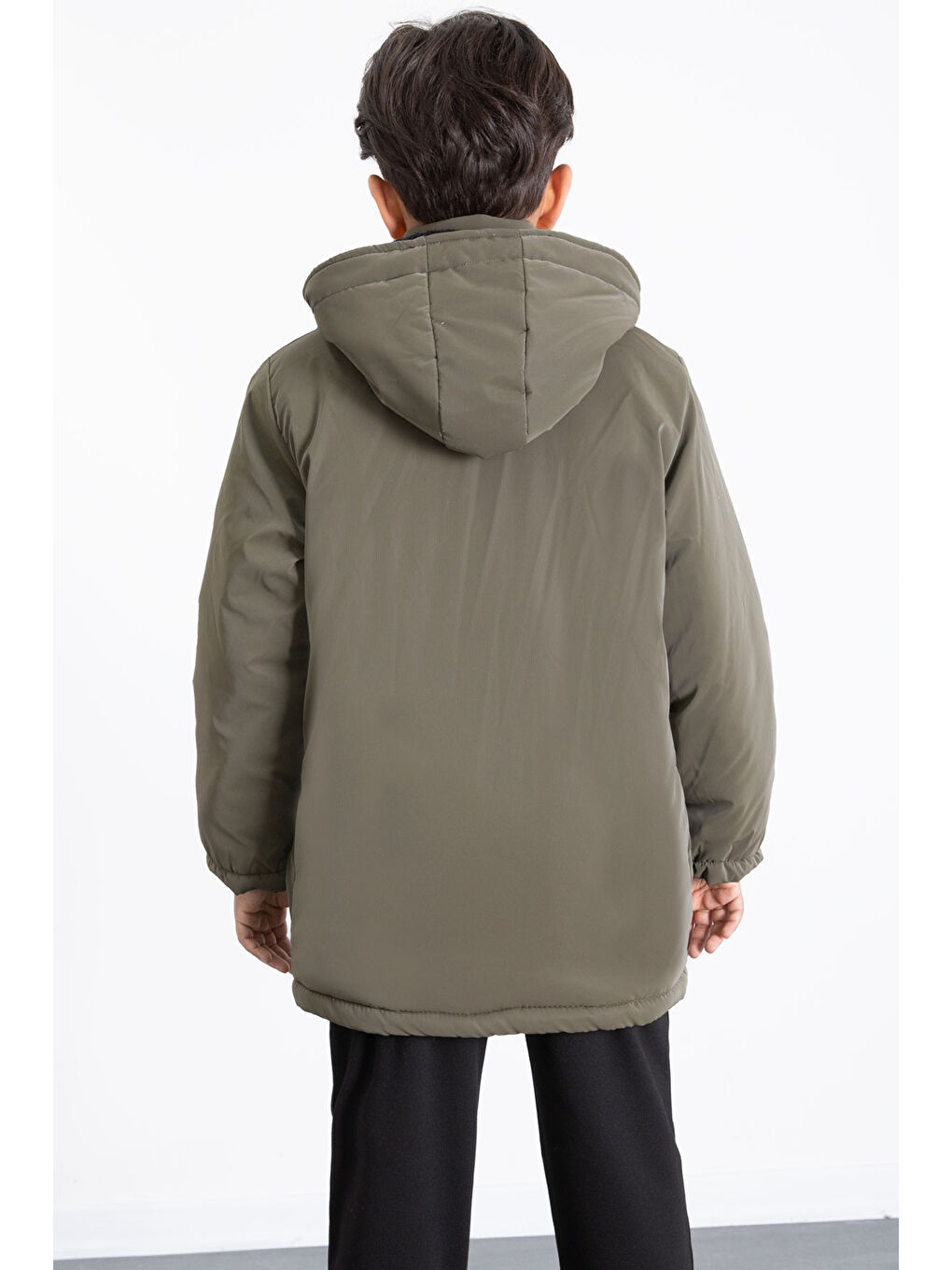 Haki Fermuarlı Göğüs Cepli İçi Kürklü Erkek Çocuk Kapüşonlu Mont 21370-4