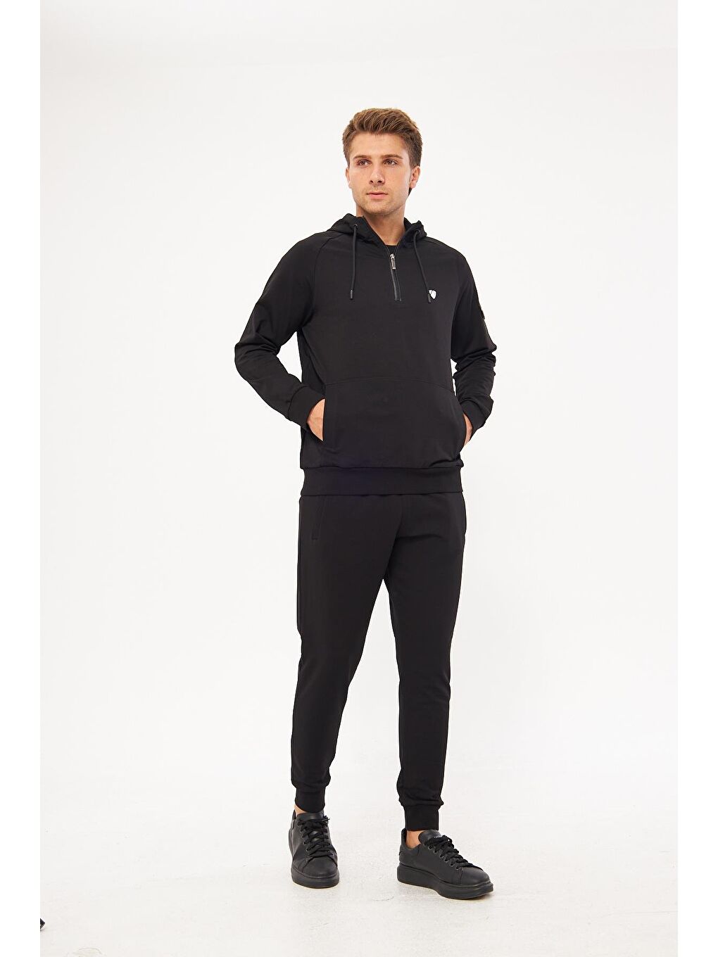 Siyah Yarım Fermuarlı Kapüşonlu Erkek Eşofman Takımı 5711- S-1