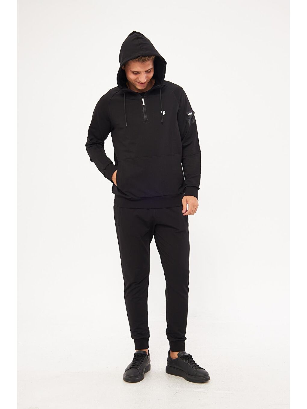 Siyah Yarım Fermuarlı Kapüşonlu Erkek Eşofman Takımı 5711- S-3