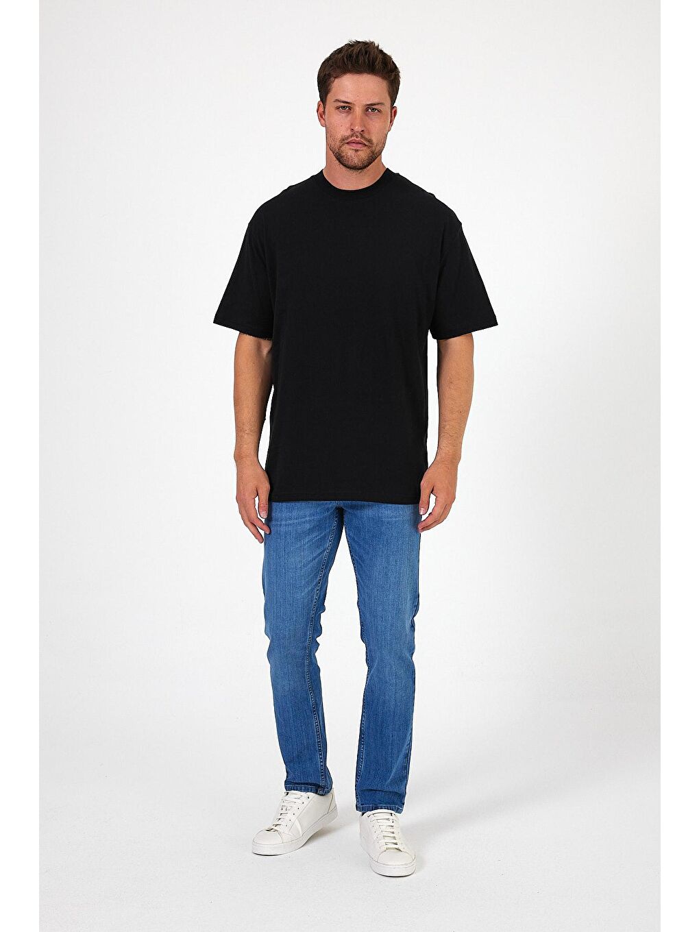 Siyah Bisiklet Yaka Aslan Baskılı Erkek Tişört 7025-4