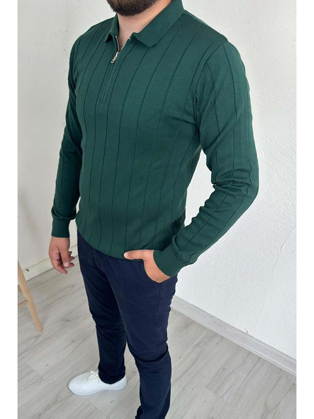 - Erkek Yeşil Çizgili Fermuarlı Polo Yaka Triko Kazak