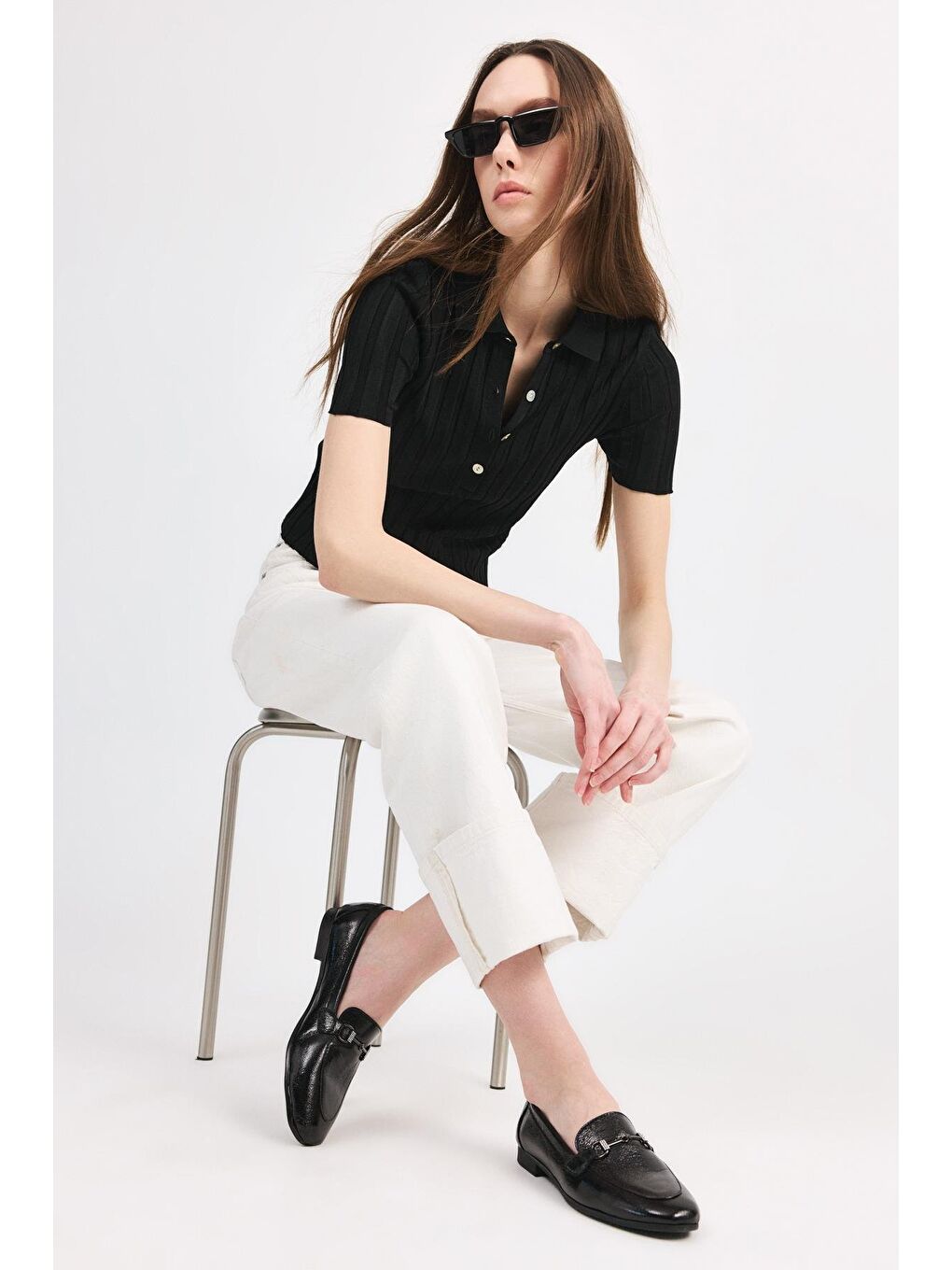 Kadın Siyah Tokalı Klasik Loafer-1