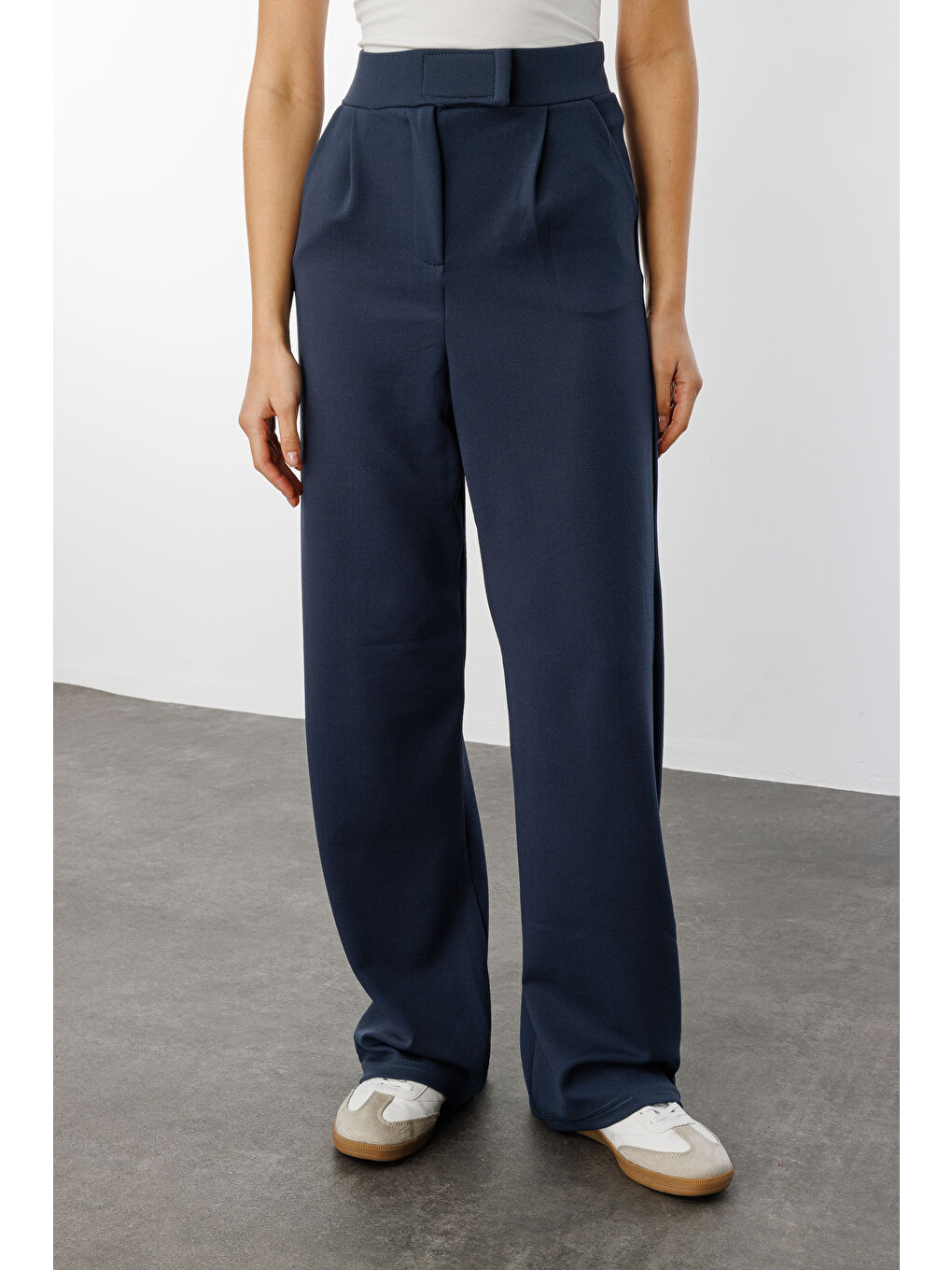 Gri Beli Cırtlı Rahat Palazzo Pantolon CIRTLI-PANTOLON-2