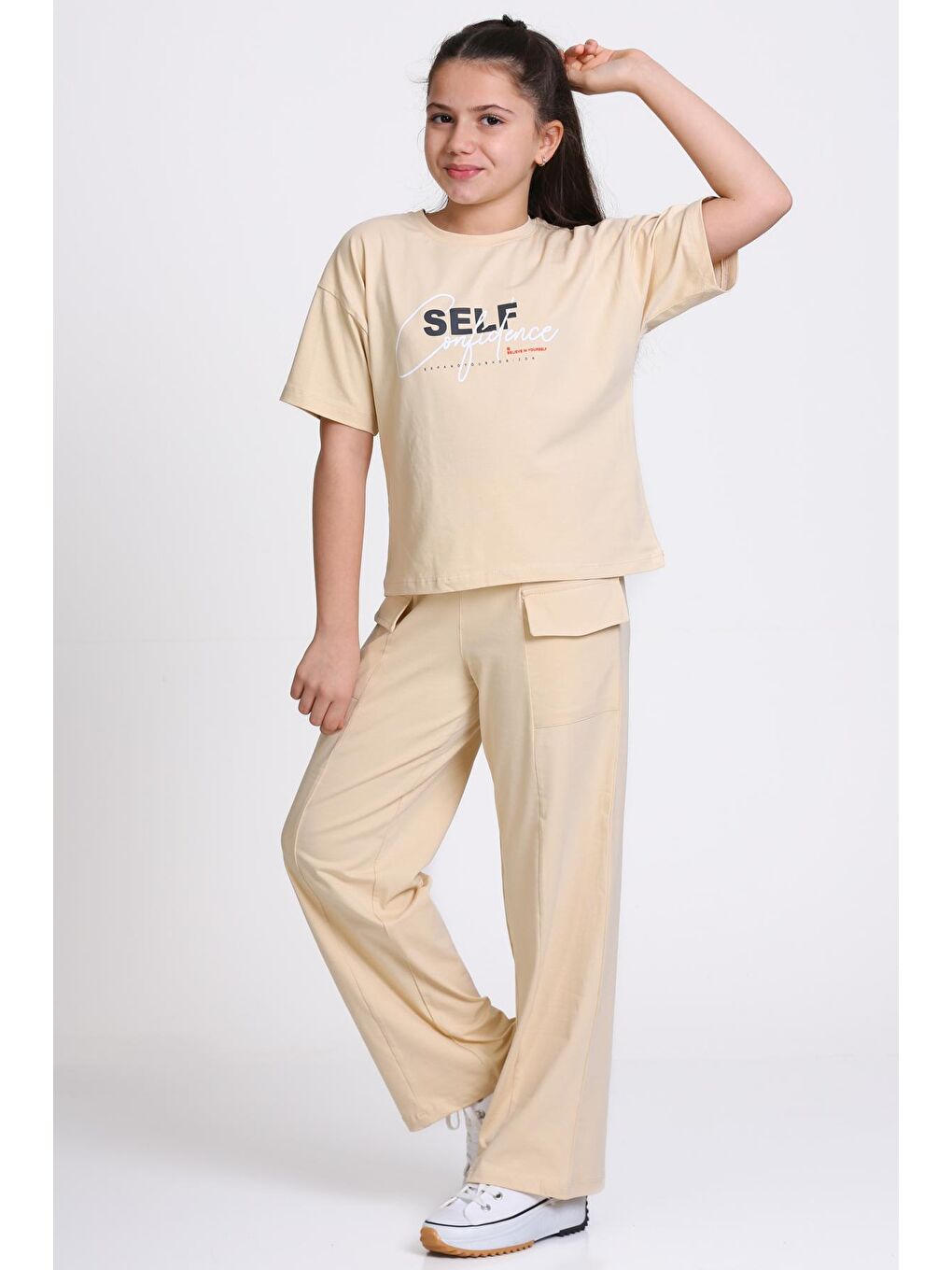 Bej Self Confidence Baskı 8-12 Yaş Takım - 2419-1-3